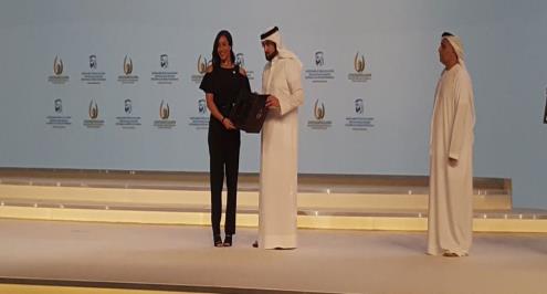 سباحة.. فريدة عثمان تتسلم جائزة محمد بن راشد للإبداع الرياضي 